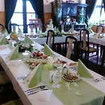 Gasthof Restaurace A Prvni Mlyn