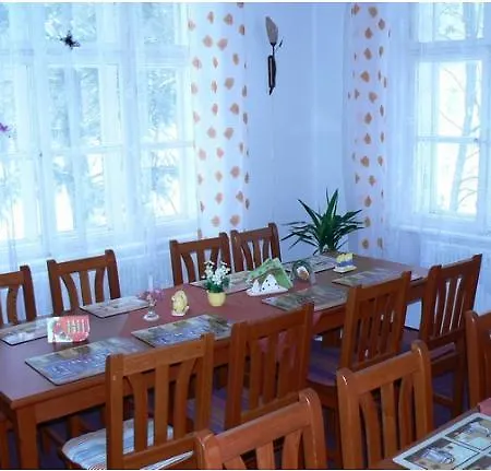Gæstehus Restaurace A Prvni Mlyn