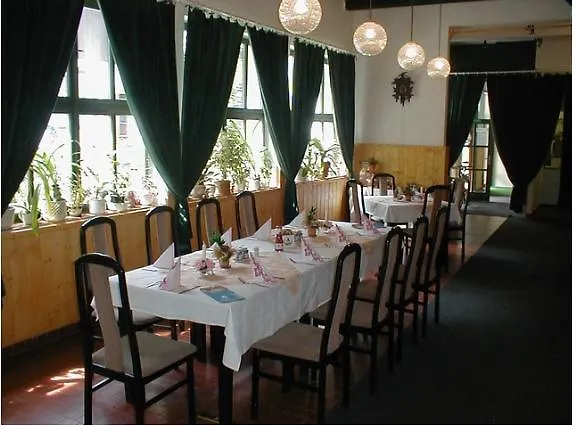 Гостевой дом Restaurace A Prvni Mlyn 3*